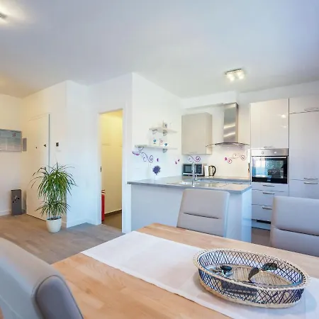 In With Free Wifi Zadar